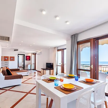 Penthouse Whith Sea View In Castelsardo 아파트 *