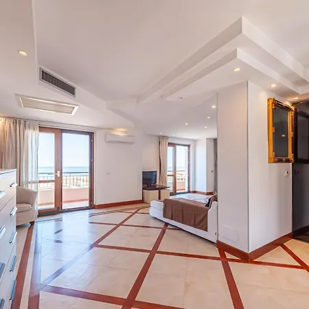 아파트 Penthouse Whith Sea View In Castelsardo *